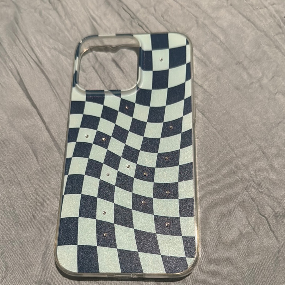 Stylish Checkered Phone Case - Black and White